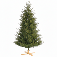 Our Nordic Christmas Arkansas - Kunstkerstboom - 213 cm - donkergroen - houten voet