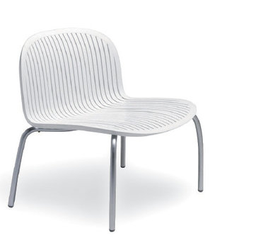 Ninfea kunststof loungestoel van nardi voorzien van aluminium frame kleur wit
